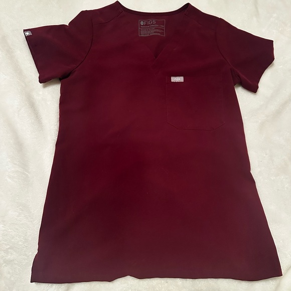 Figs Maroon Scrub Set - Picture 2 of 3